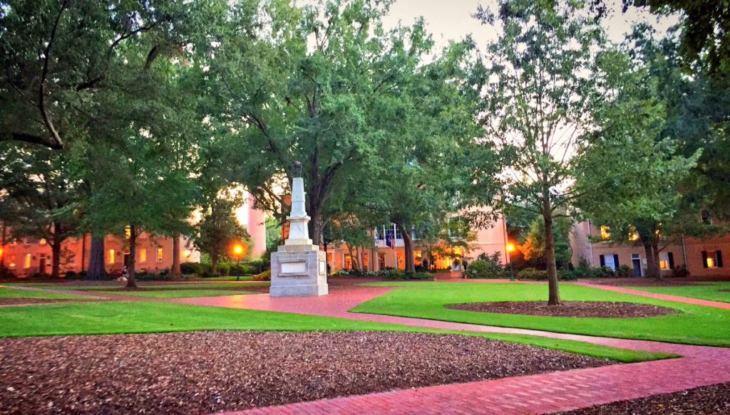 university of south carolina walking tour