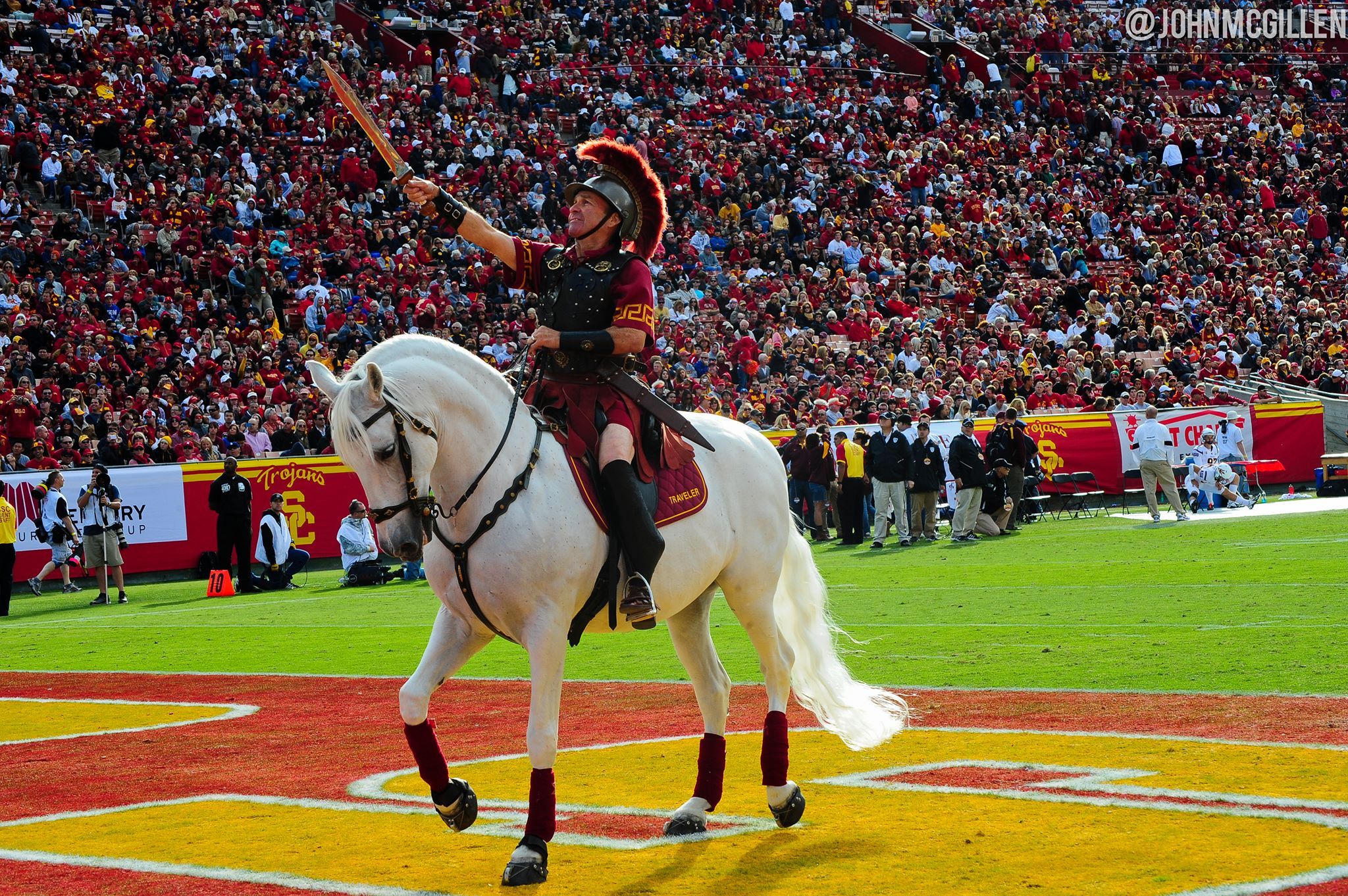USC Tommy Trojan and Traveler